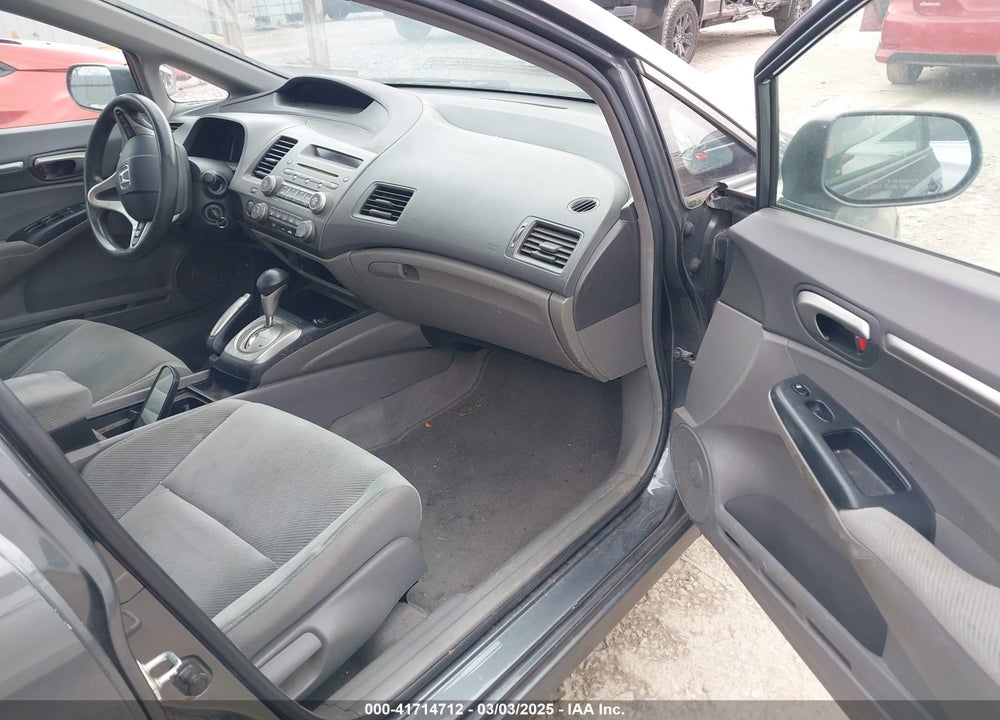 2011 HONDA CIVIC VIN: 19XFA1F86BE023626