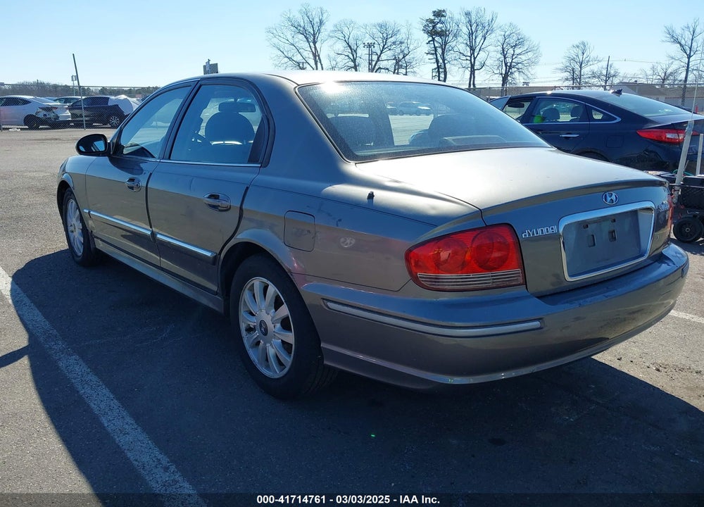 2004 HYUNDAI SONATA GLS/LX VIN: KMHWF35H94A064171
