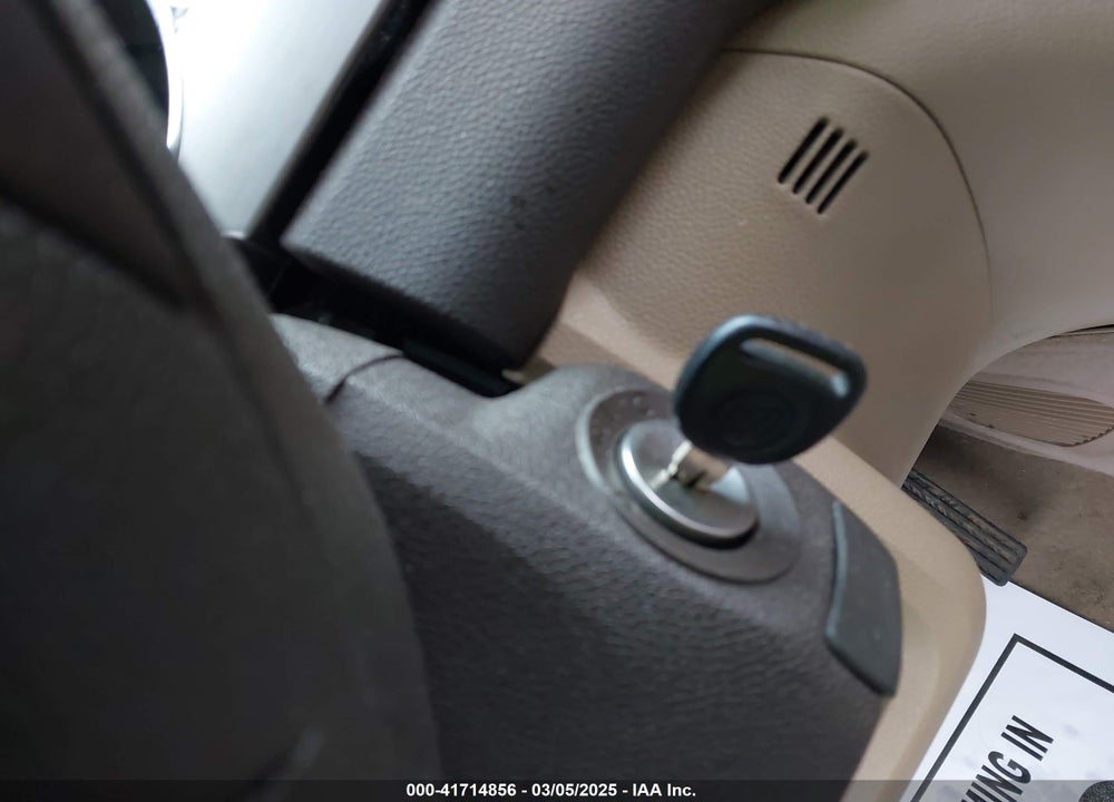 2011 BUICK ENCLAVE VIN: 5GAKRBED2BJ141740