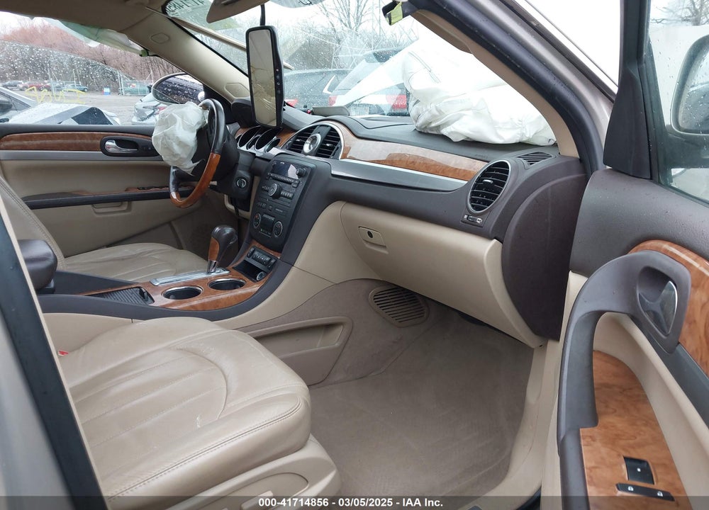 2011 BUICK ENCLAVE VIN: 5GAKRBED2BJ141740