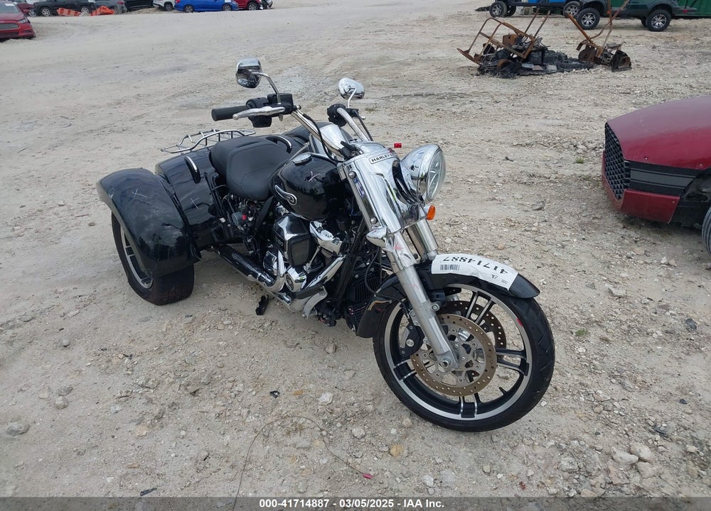 2021 HARLEY-DAVIDSON FLRT VIN: 1HD1MCP12MB855865