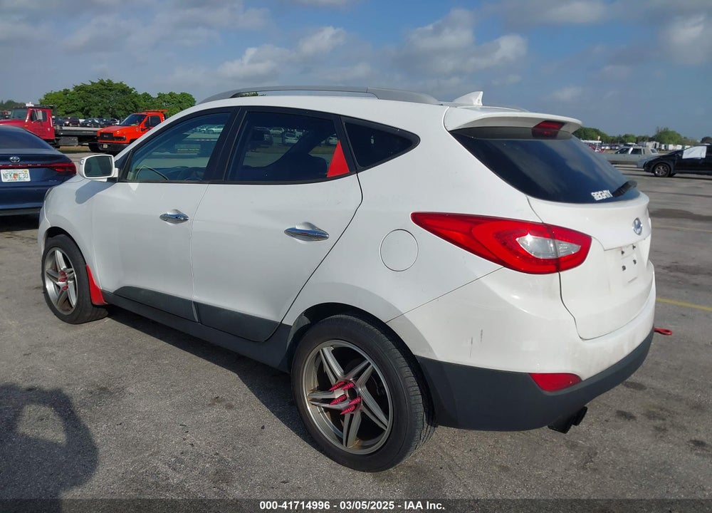2015 HYUNDAI TUCSON LIMITED VIN: KM8JU3AG2FU116979