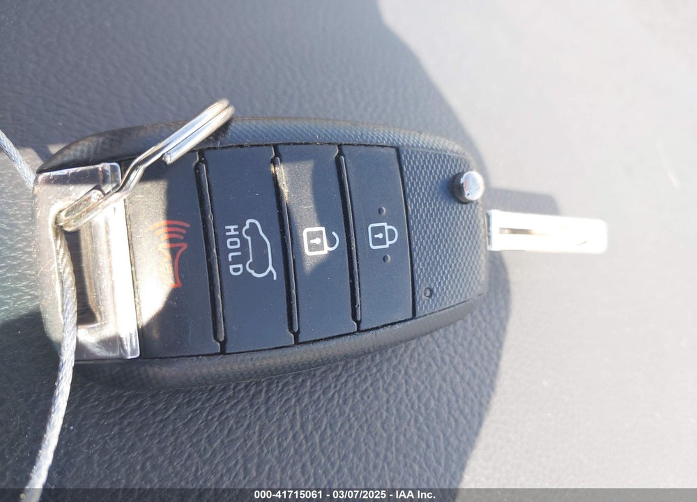 2016 KIA SEDONA LX VIN: KNDMB5C11G6116148