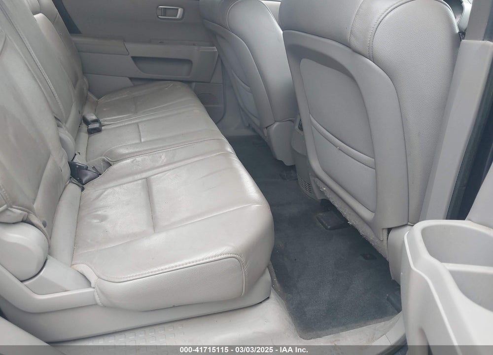 2013 HONDA PILOT VIN: 5FNYF3H51DB016542