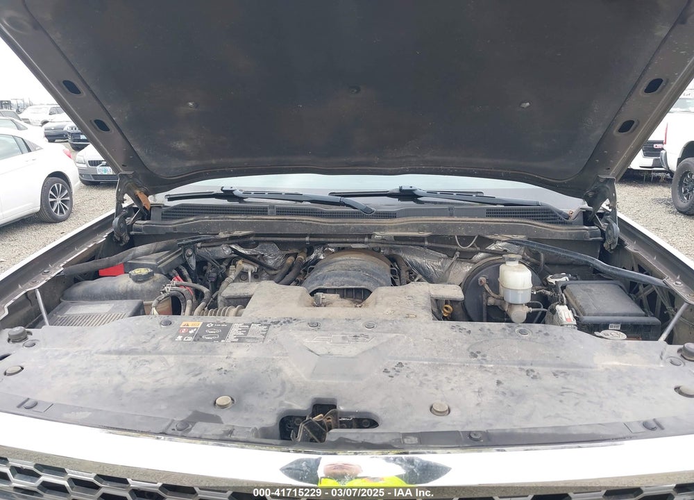 2015 CHEVROLET SILVERADO 1500 VIN: 3GCUKREC3FG521916