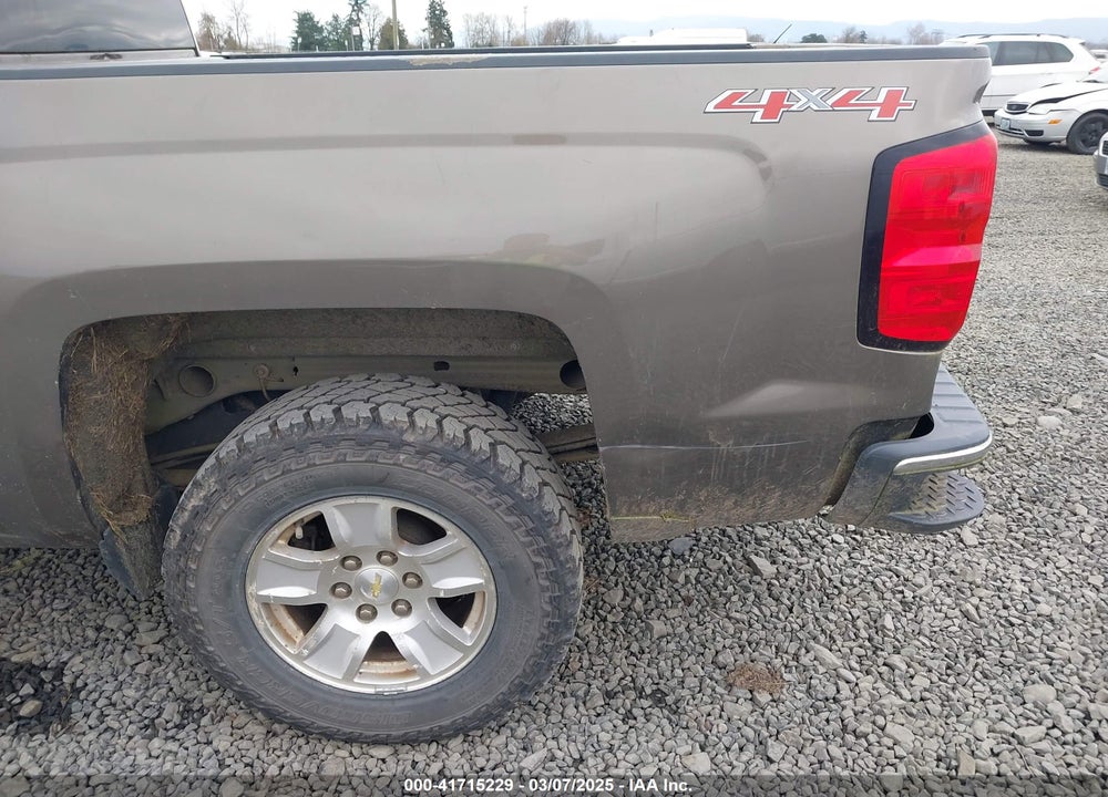 2015 CHEVROLET SILVERADO 1500 VIN: 3GCUKREC3FG521916