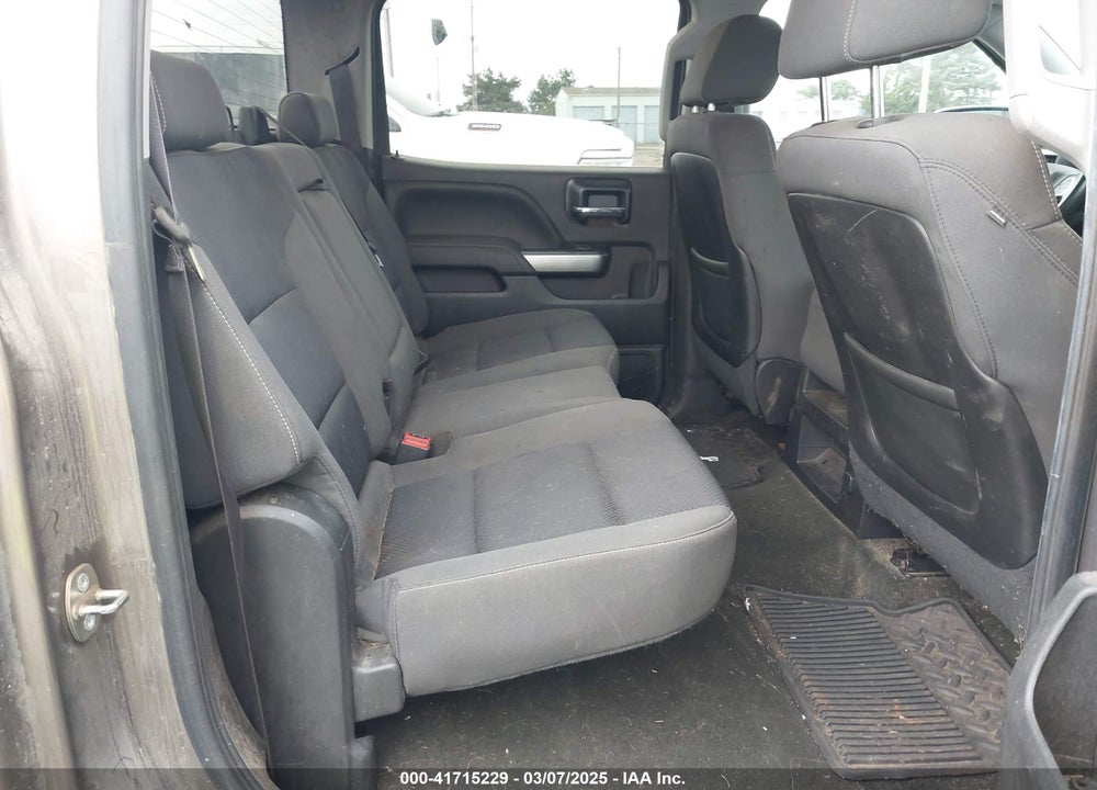 2015 CHEVROLET SILVERADO 1500 VIN: 3GCUKREC3FG521916