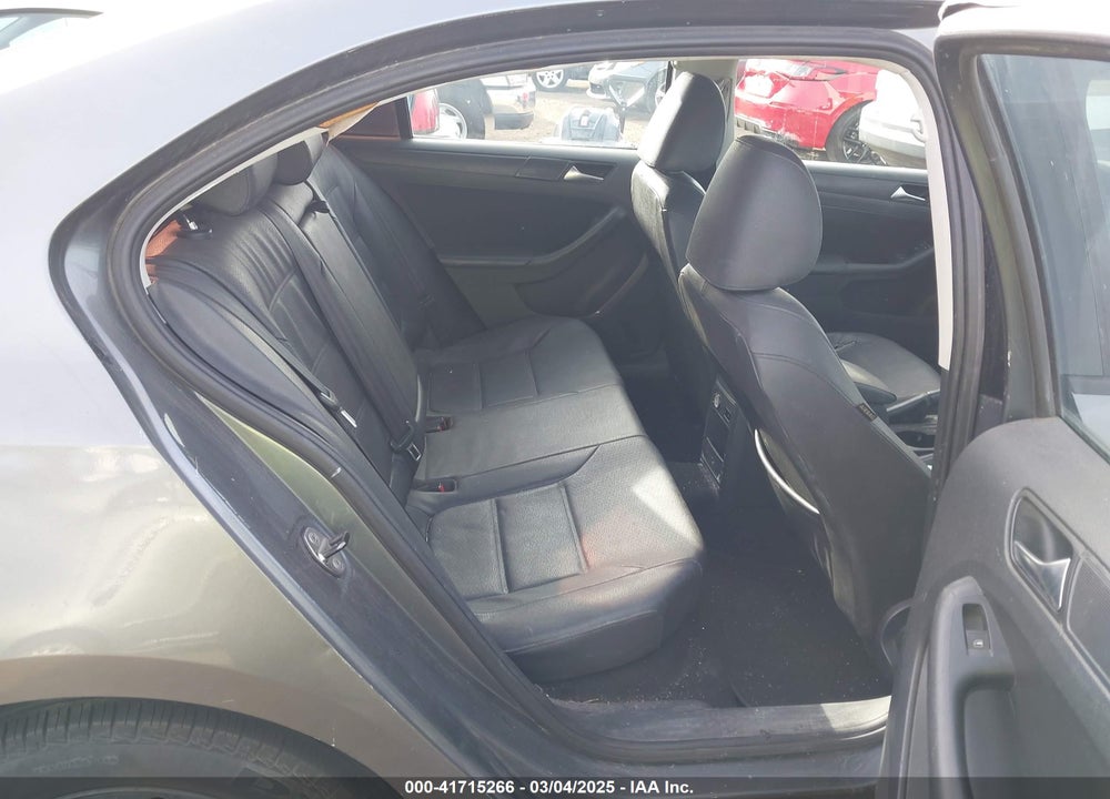 2012 VOLKSWAGEN JETTA VIN: 3VWDP7AJ7CM371023