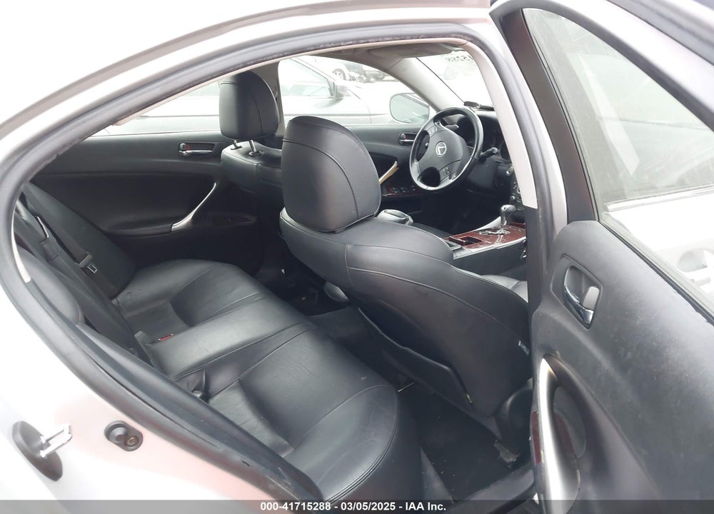2006 LEXUS IS 250 VIN: JTHCK262465002100