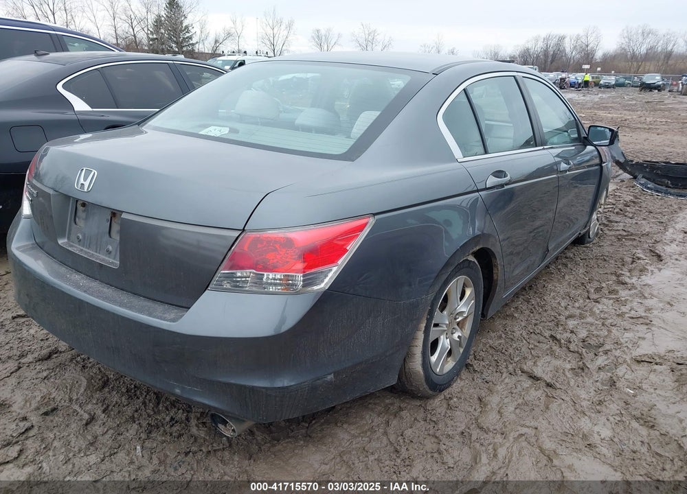 2008 HONDA ACCORD 2.4 LX-P VIN: 1HGCP26488A052109