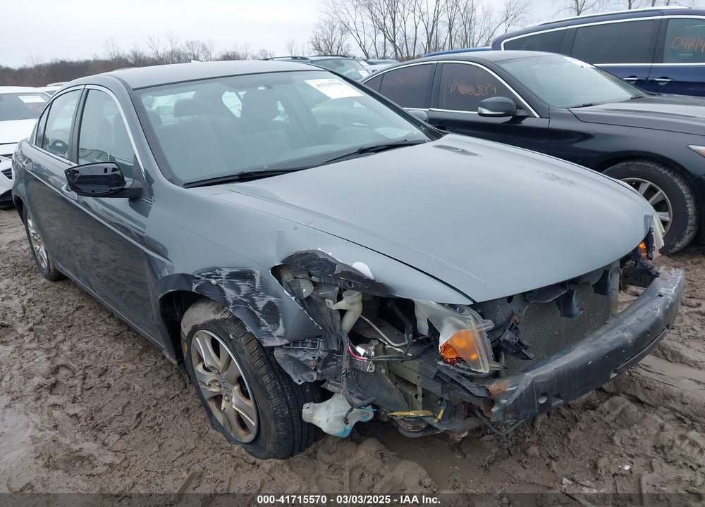 2008 HONDA ACCORD 2.4 LX-P VIN: 1HGCP26488A052109