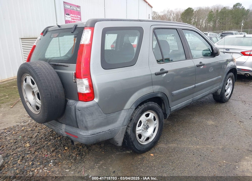 2005 HONDA CR-V VIN: SHSRD68575U308301