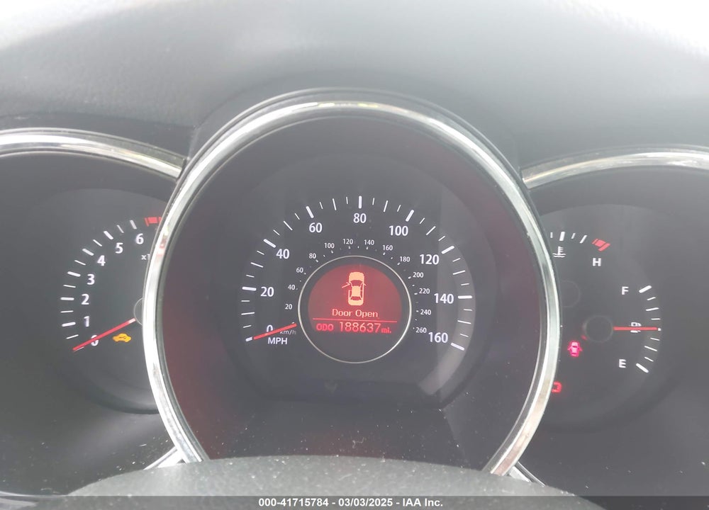 2011 KIA OPTIMA VIN: KNAGN4A74B5077136