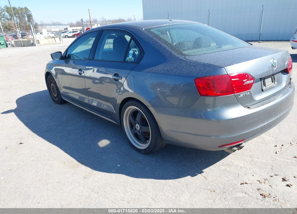 2014 VOLKSWAGEN JETTA VIN: 3VW2K7AJ1EM329682