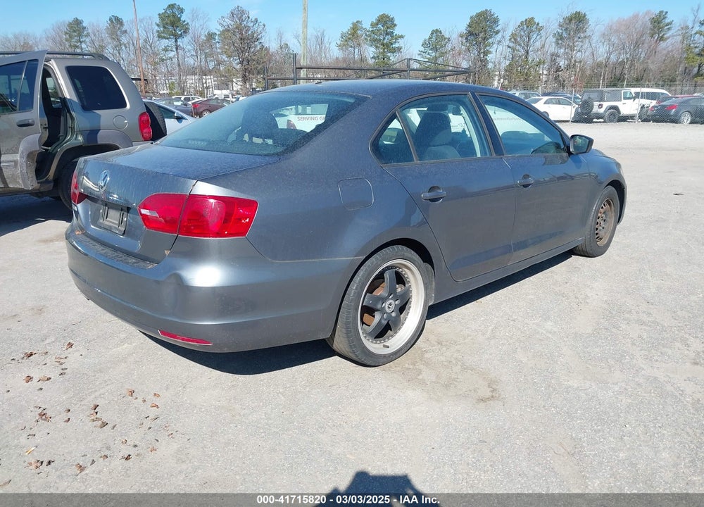 2014 VOLKSWAGEN JETTA VIN: 3VW2K7AJ1EM329682