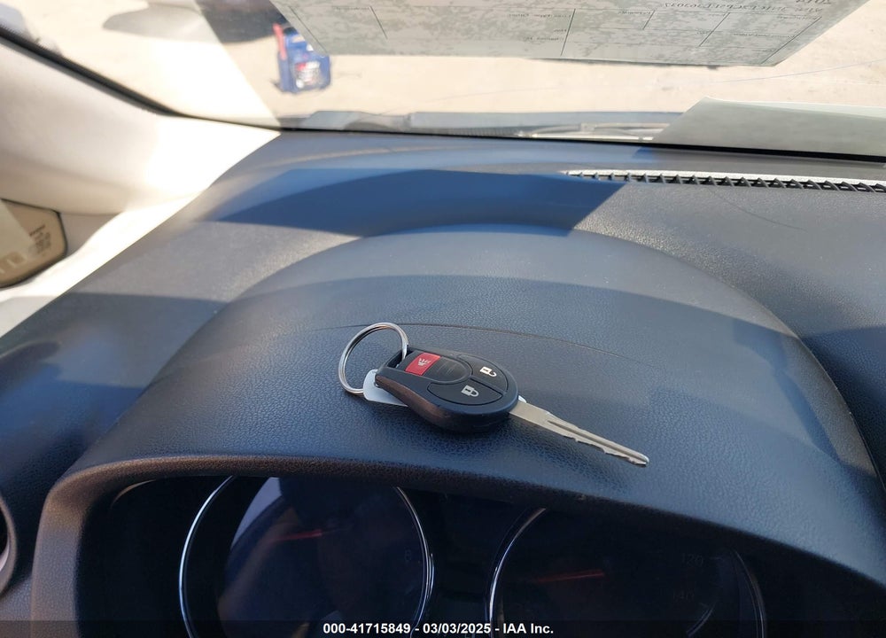 2014 NISSAN VERSA NOTE VIN: 3N1CE2CP5EL363037