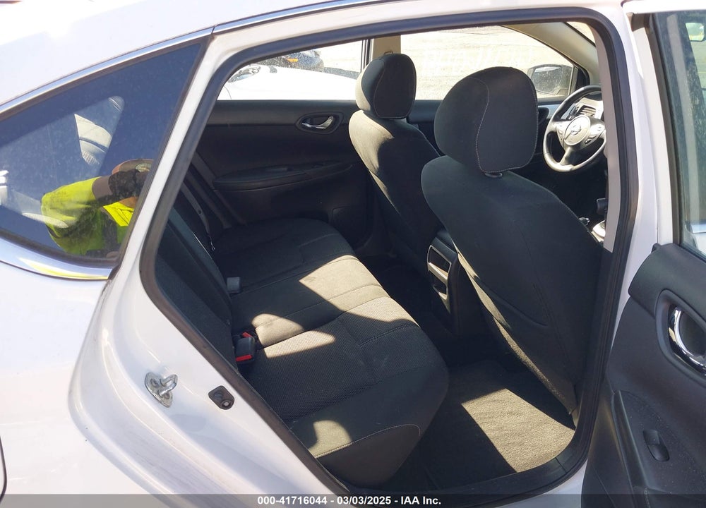 2018 NISSAN SENTRA VIN: 3N1AB7AP8JY270011