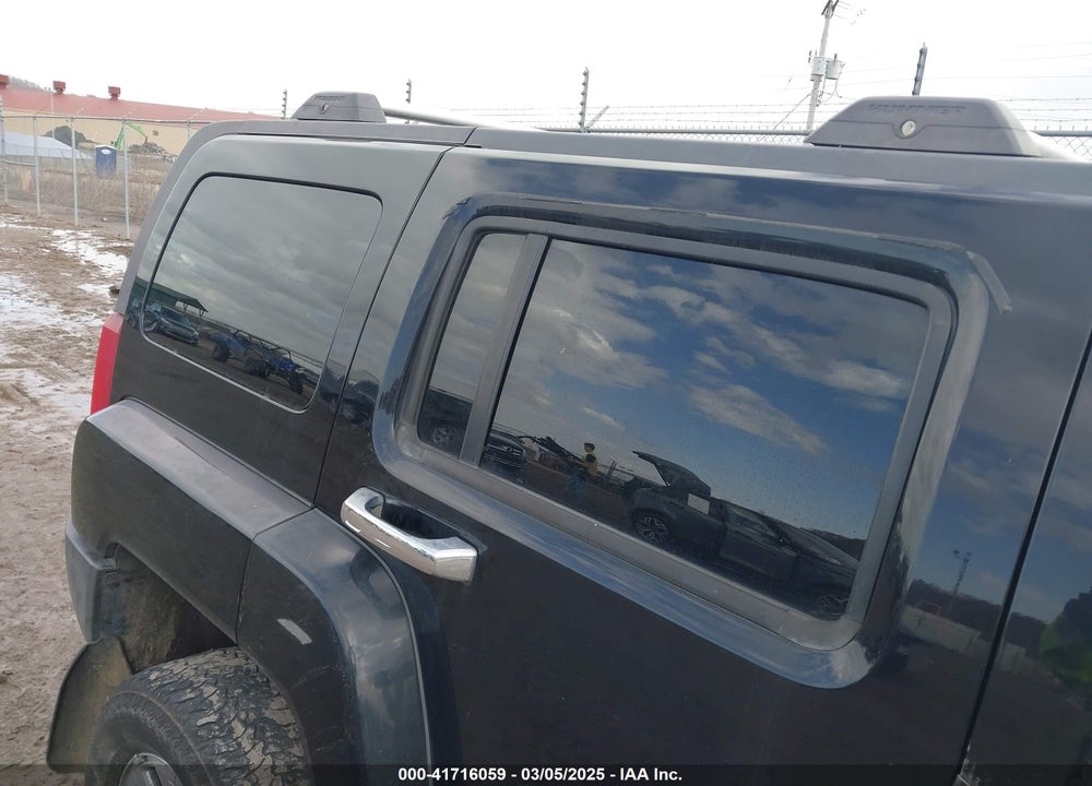 2006 HUMMER H3 SUV VIN: 5GTDN136668279482