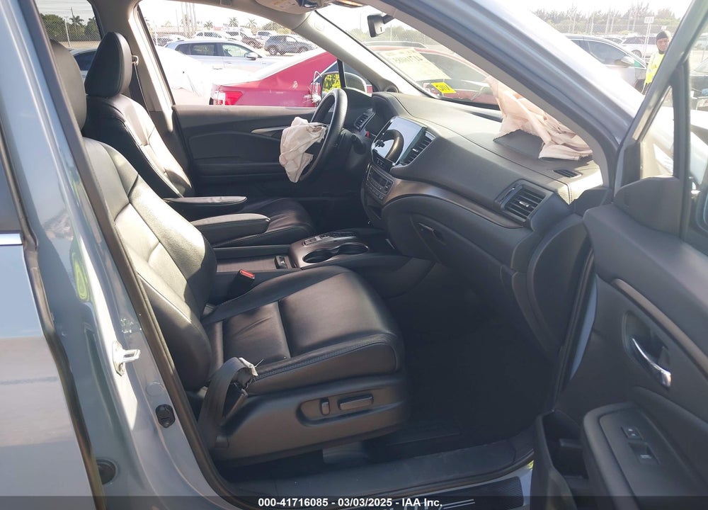 2022 HONDA PILOT VIN: 5FNYF6H29NB100195