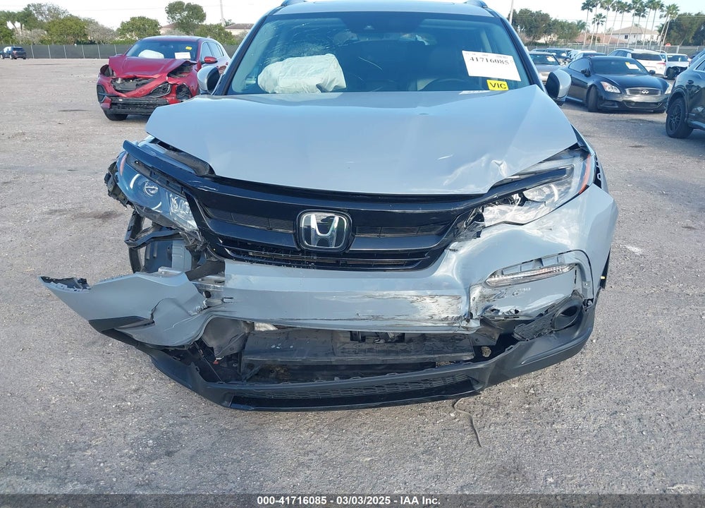 2022 HONDA PILOT VIN: 5FNYF6H29NB100195