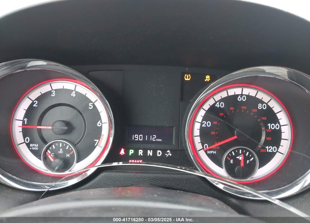 2011 DODGE GRAND CARAVAN MAINSTREET VIN: 2D4RN3DG7BR663319