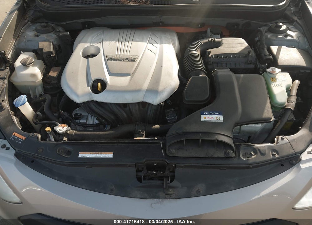 2013 HYUNDAI SONATA HYBRID VIN: KMHEC4A44DA085569