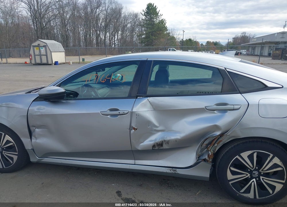 2016 HONDA CIVIC VIN: 19XFC1F73GE216454