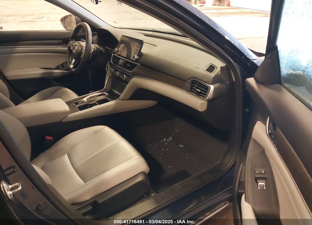 2018 HONDA ACCORD HYBRID EX VIN: 1HGCV3F49JA008640