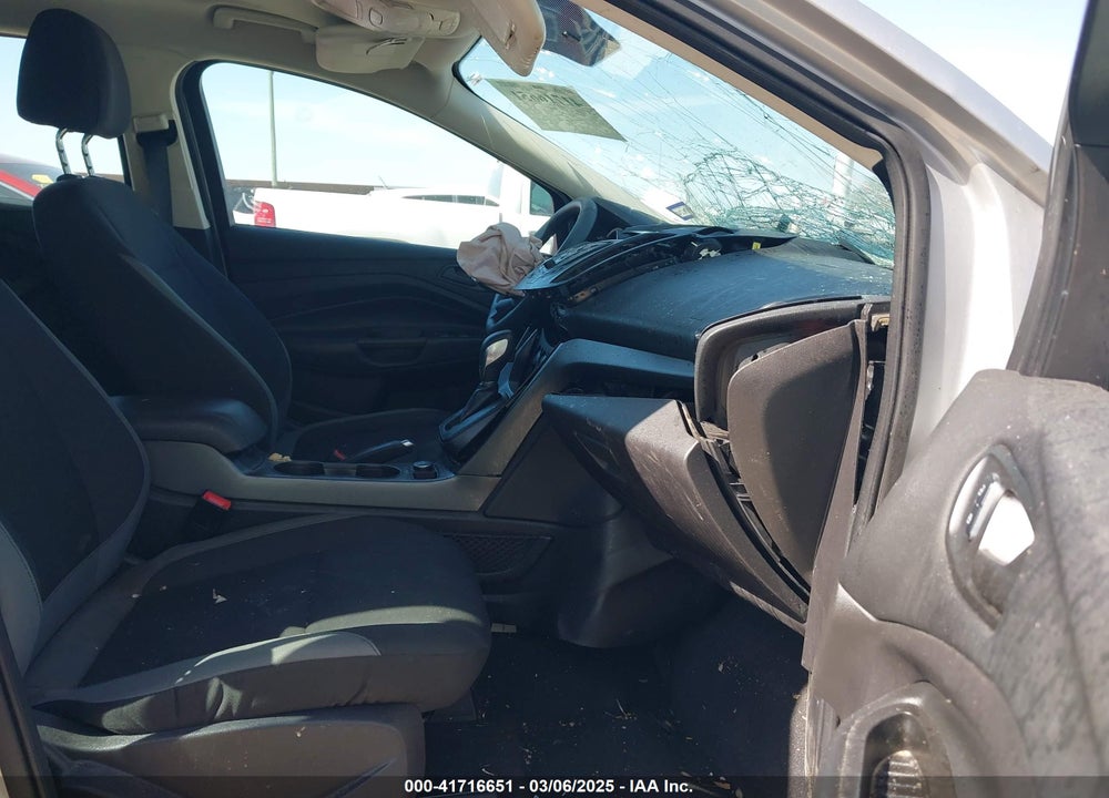 2016 FORD ESCAPE S VIN: 1FMCU0F78GUB71602