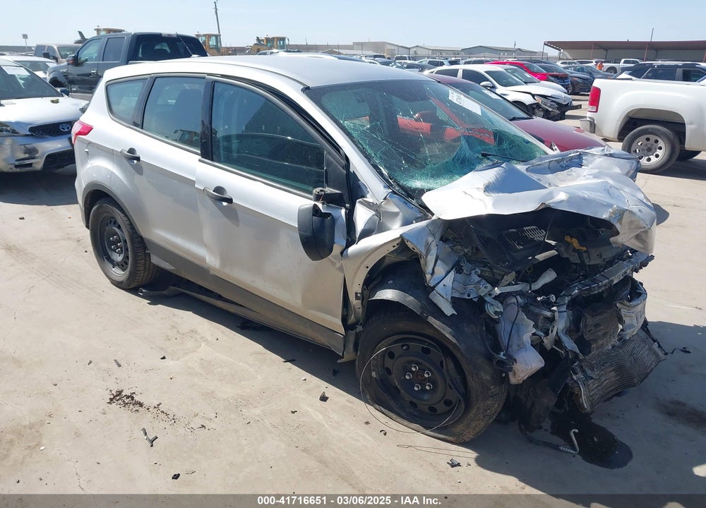 2016 FORD ESCAPE S VIN: 1FMCU0F78GUB71602