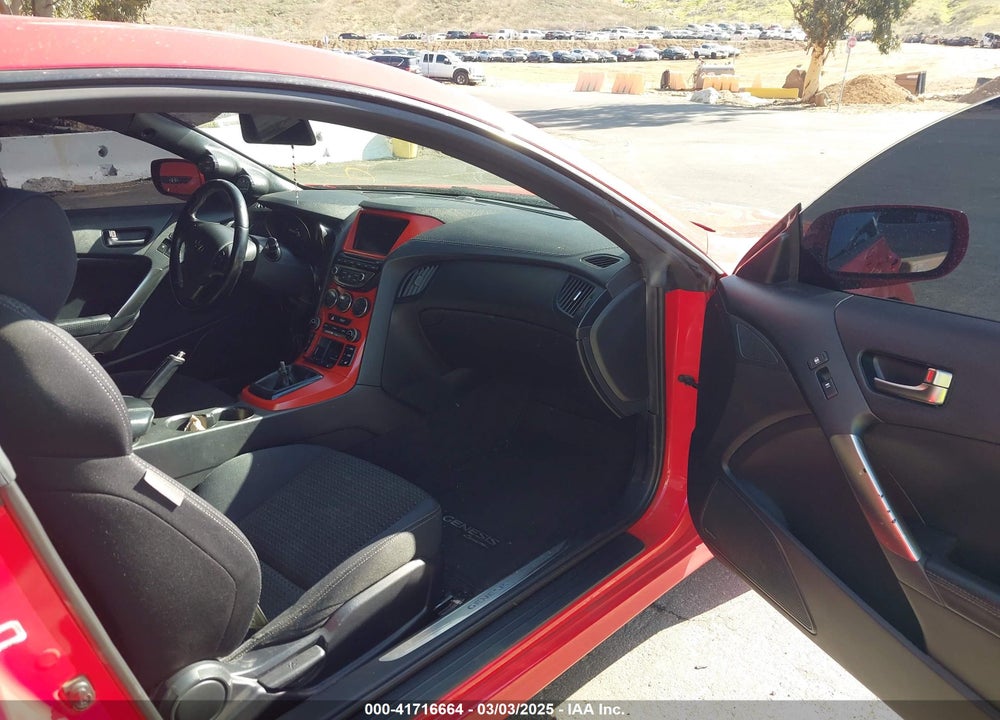 2013 HYUNDAI GENESIS VIN: KMHHU6KJ3DU110342