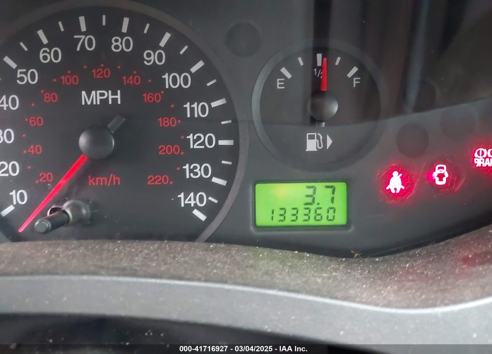 2005 FORD FOCUS ZX3 VIN: 3FAFP31N15R145630