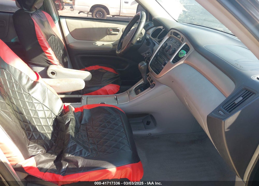 2005 TOYOTA HIGHLANDER VIN: JTEGD21A750125375