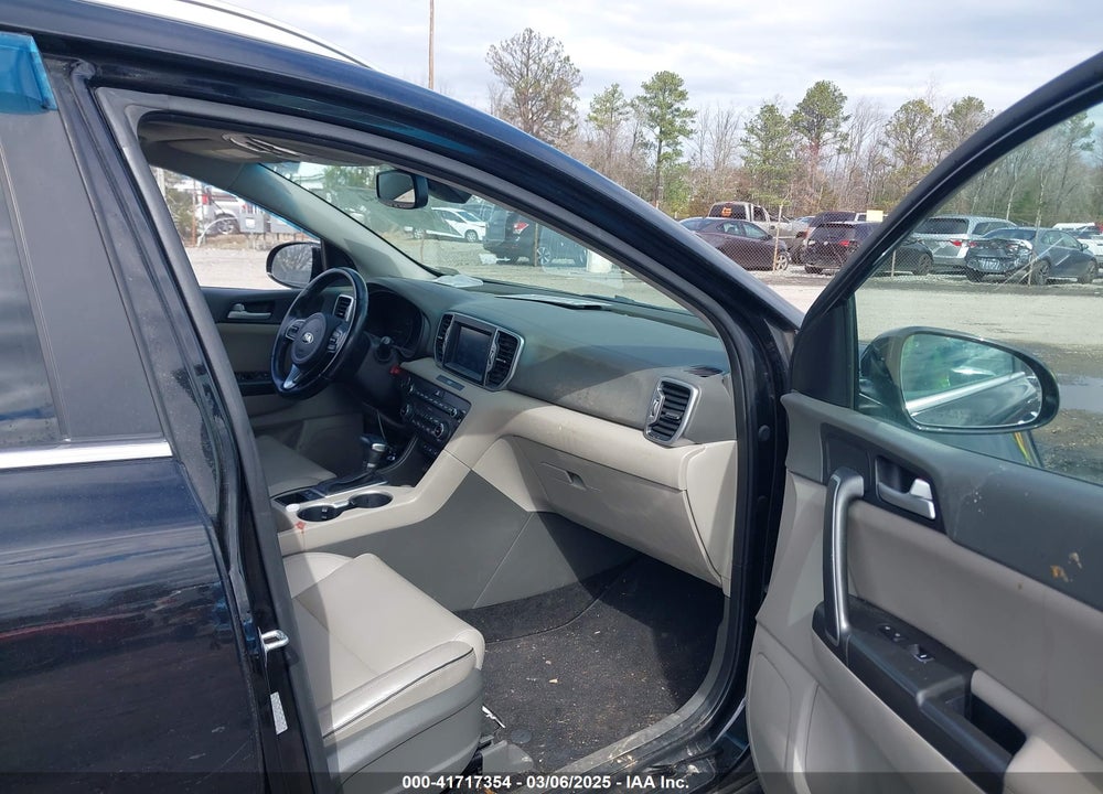2017 KIA SPORTAGE VIN: KNDPN3ACXH7085653
