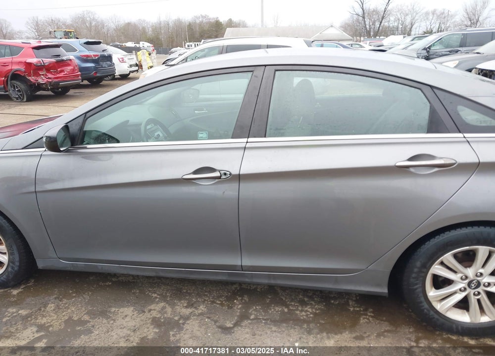 2013 HYUNDAI SONATA VIN: 5NPEB4ACXDH705672