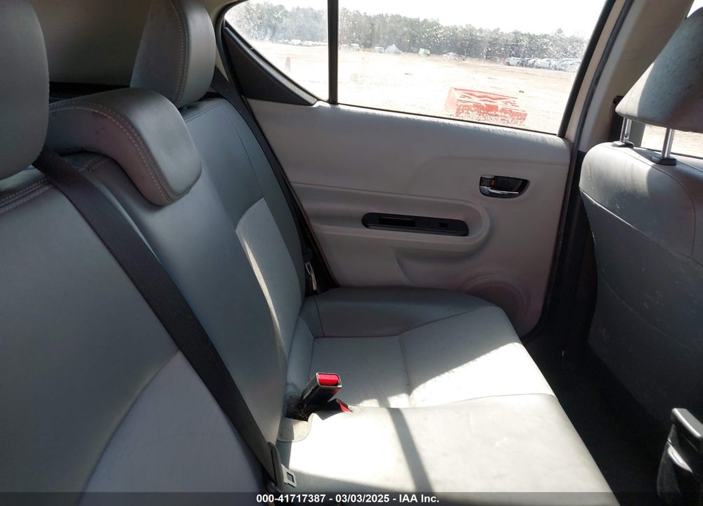 2012 TOYOTA PRIUS C FOUR VIN: JTDKDTB33C1007030