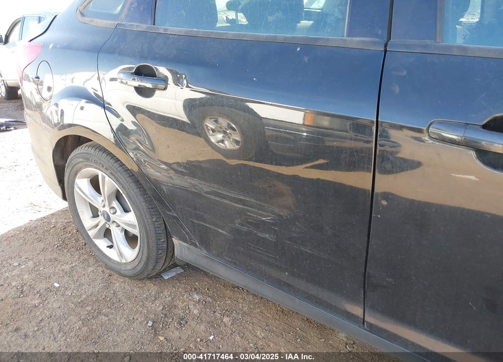 2014 FORD FOCUS VIN: 1FADP3F24EL350024