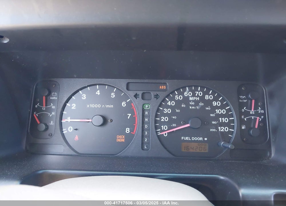 2002 ISUZU TROOPER LIMITED/LS/S VIN: JACDS58X227J00202