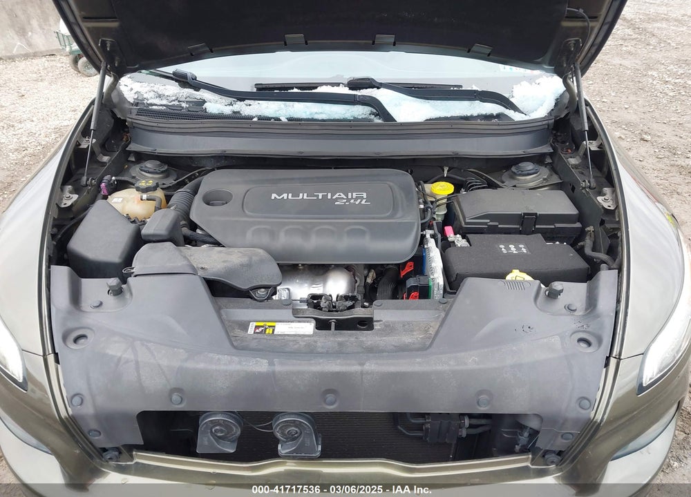 2014 JEEP CHEROKEE VIN: 1C4PJMCB2EW285739