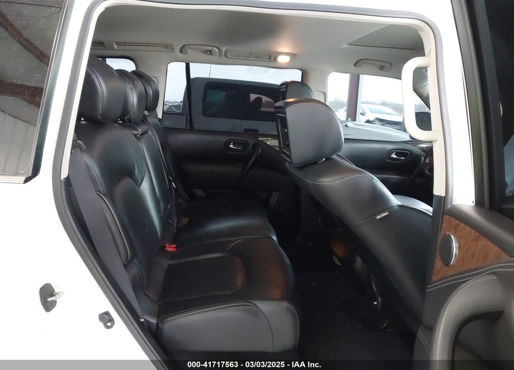 2015 INFINITI QX80 VIN: JN8AZ2ND8F9770294