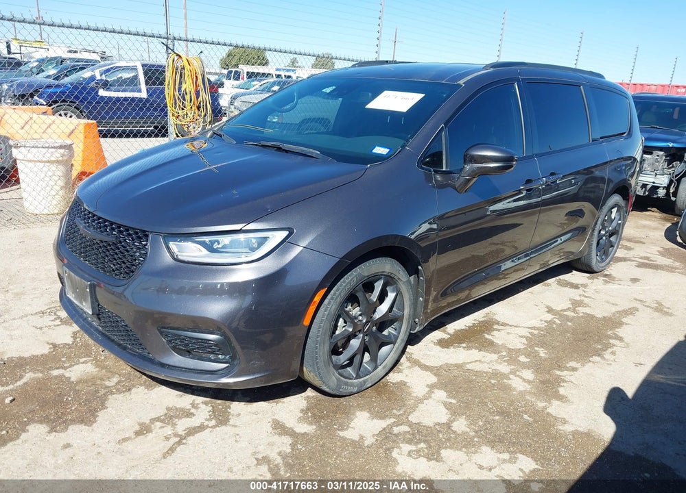 2022 CHRYSLER PACIFICA TOURING L VIN: 2C4RC1BG4NR226019