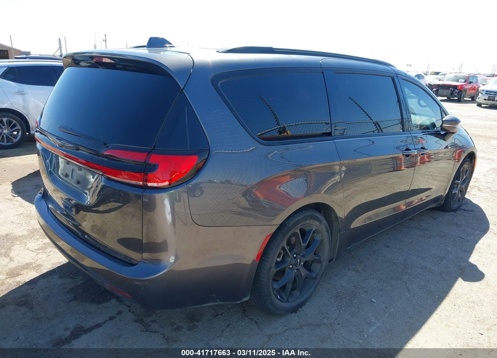 2022 CHRYSLER PACIFICA TOURING L VIN: 2C4RC1BG4NR226019