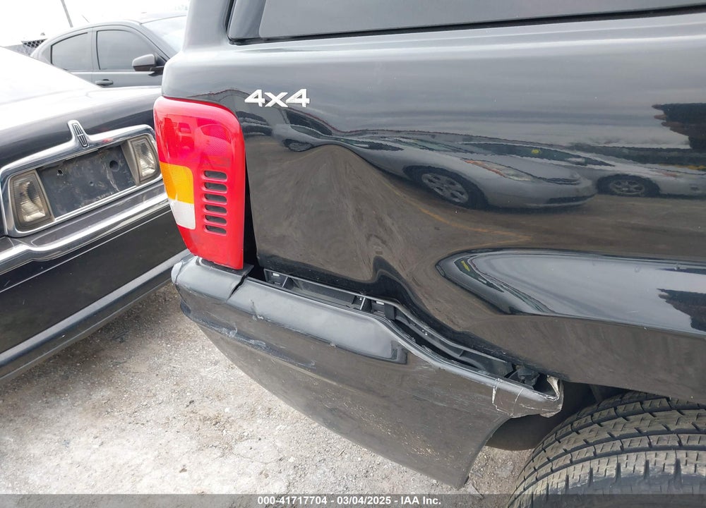2001 JEEP GRAND CHEROKEE LIMITED VIN: 1J4GW58N01C676386