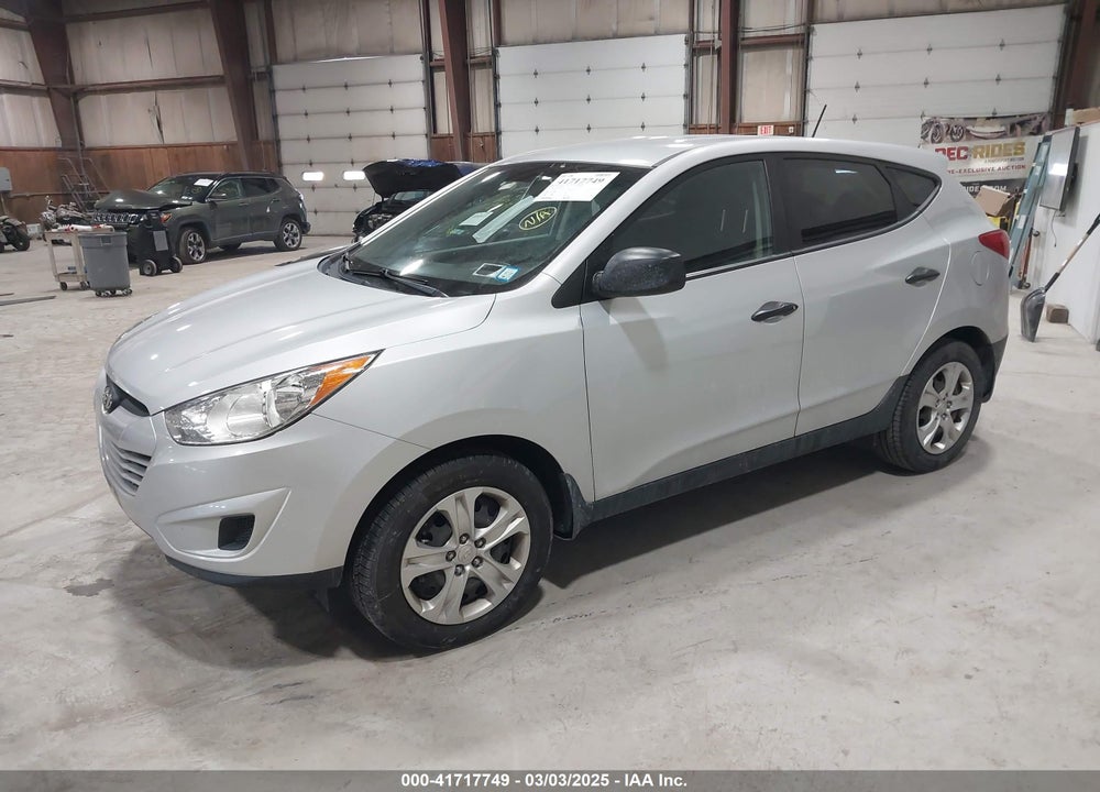 2013 HYUNDAI TUCSON GL VIN: KM8JT3AB7DU593234