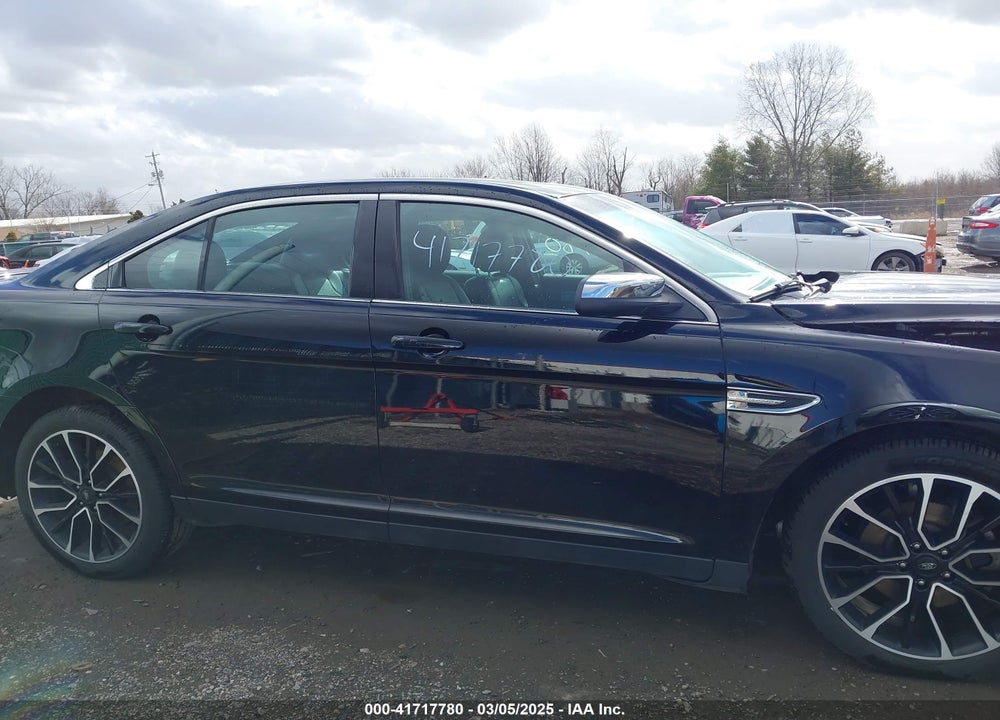 2018 FORD TAURUS VIN: 1FAHP2J81JG130687