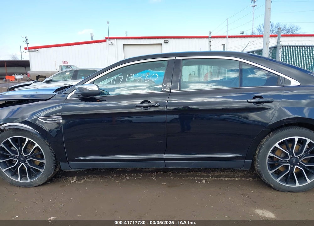 2018 FORD TAURUS VIN: 1FAHP2J81JG130687