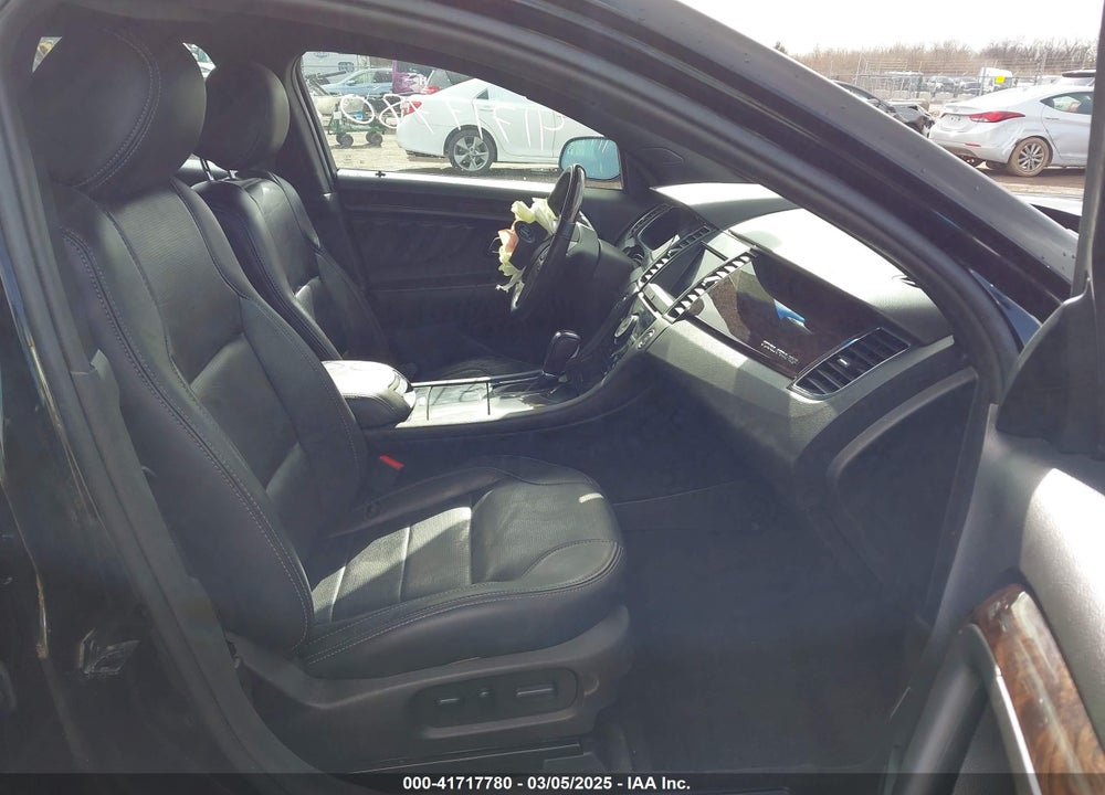 2018 FORD TAURUS VIN: 1FAHP2J81JG130687