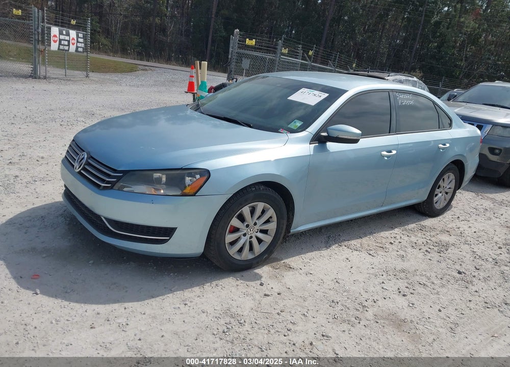 2013 VOLKSWAGEN PASSAT VIN: 1VWAH7A39DC088319