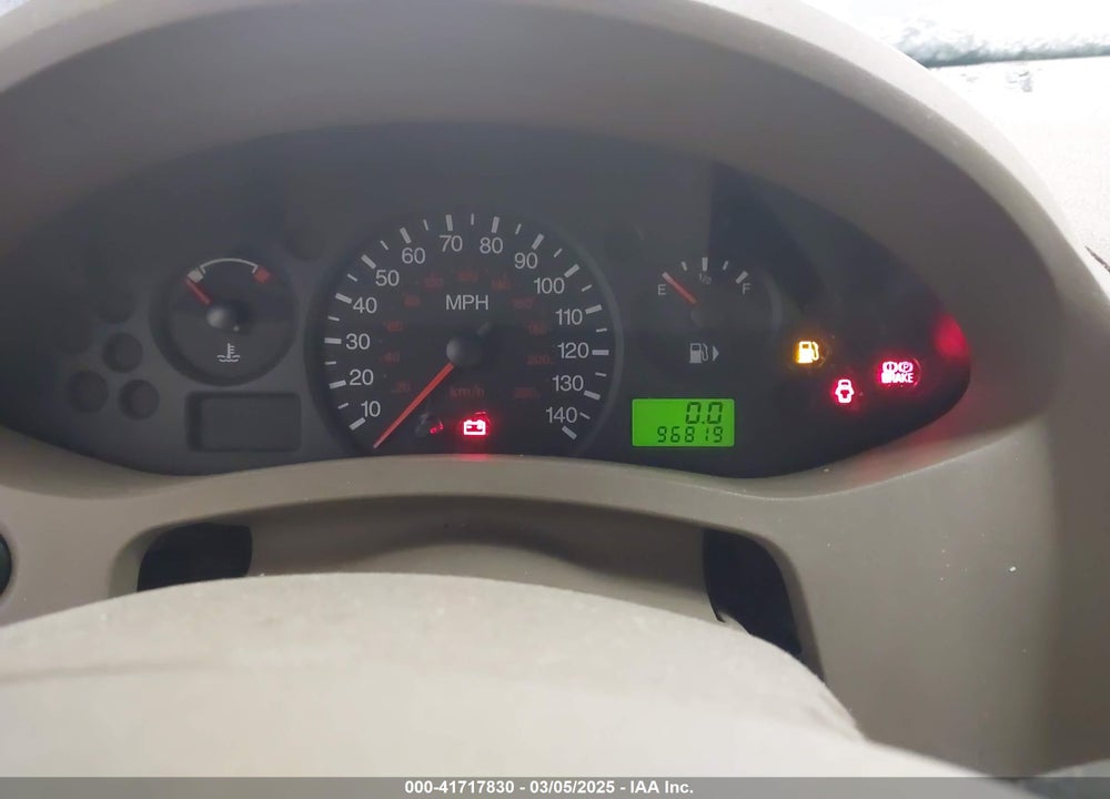2005 FORD FOCUS VIN: 1FAFP34N05W227048