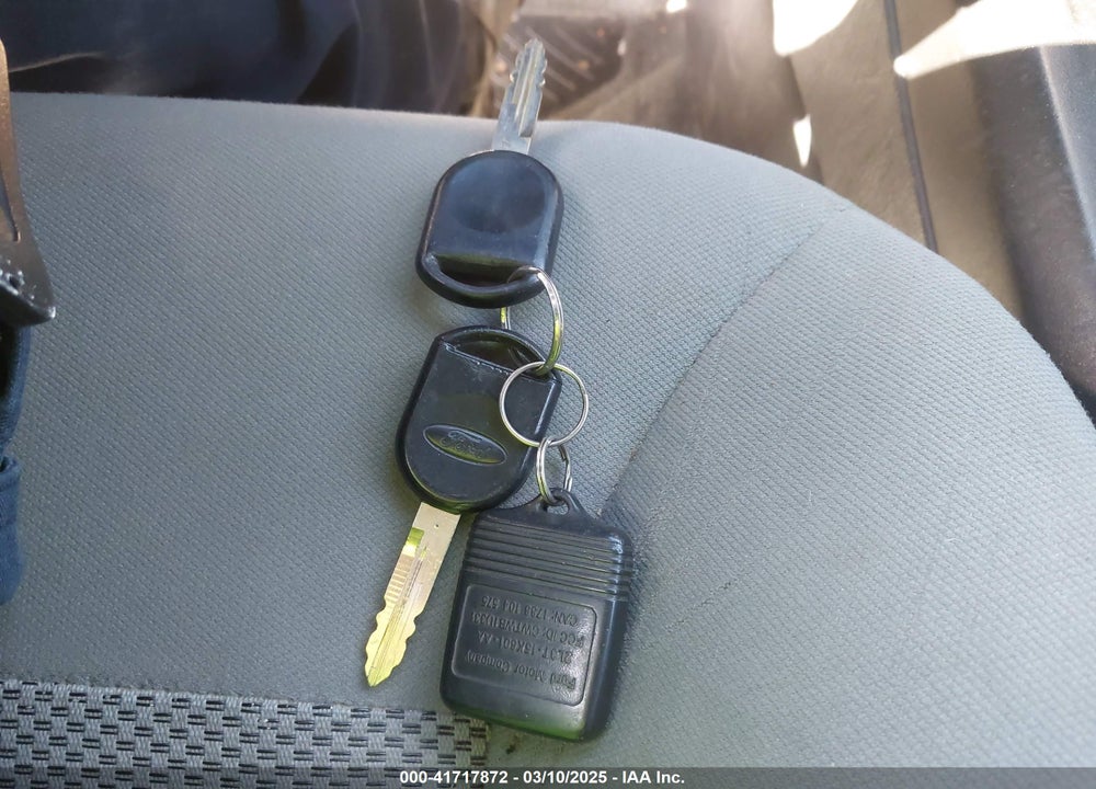 2006 FORD ESCAPE XLT/XLT SPORT VIN: 1FMYU93166KA88481